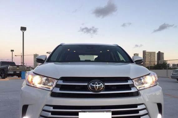 2018款丰田汉兰达实拍，换装8AT，25万起售买老款的都后悔了