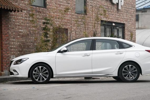 别急着下单名爵6，这款新车比博瑞还靓，10万起售国产最美CC