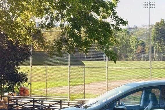 国内一台卖不出，美国火的一塌糊涂！V6+10AT变速箱20万起