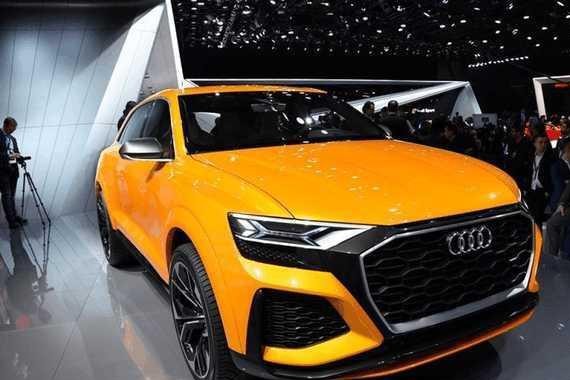 奥迪最贵SUV来了，比Q7大一圈，车灯一亮瞬间秒杀全场