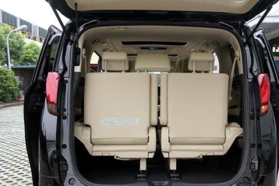 丰田最牛7座车，加价30万依旧卖断货，土豪看了直流口水！