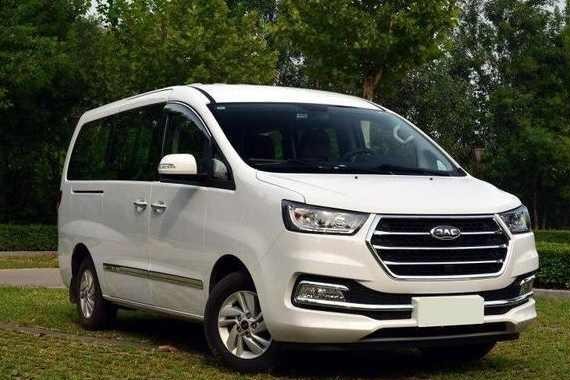 全新7座MPV，整体完胜宏光，不足10万，宝骏730慌了！