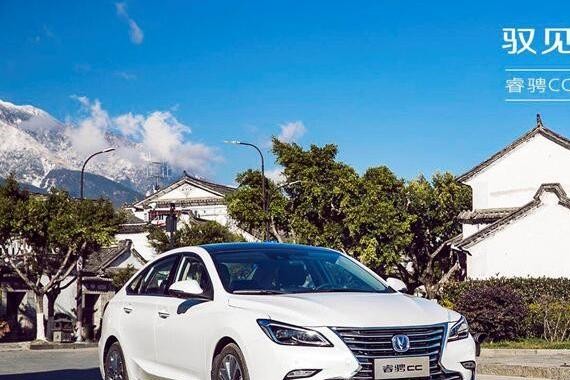 合资品牌该哭了！十万级B级车长安睿骋CC绝不是只有颜