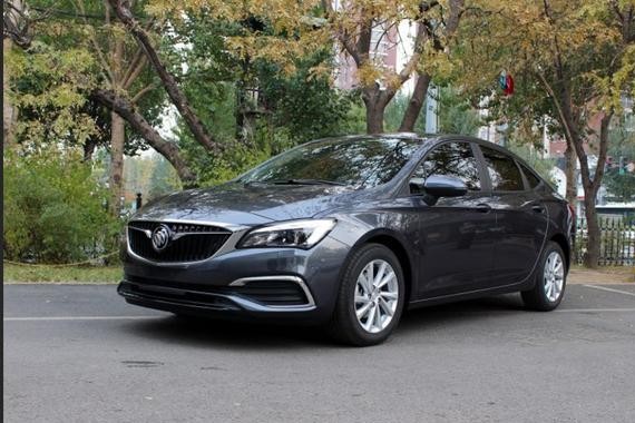 15万的预算，别乱选车了，这两款颜值又高开出20万的档次