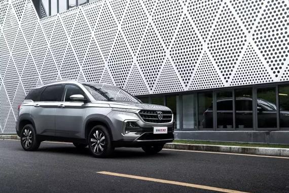 还没上市订单就近10万台！宝骏全新爆款SUV怎么设计的？