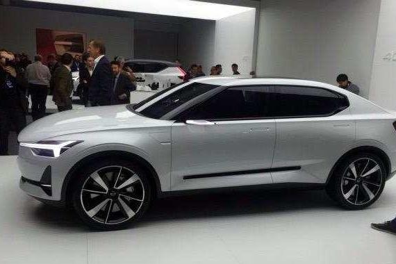 停产5年靠国产又复活, 安全性能高, 落地18万痛打宝马1系