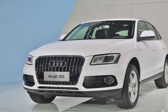 2018款奥迪Q5有望明年上市，售价不到40万，奔驰和宝马都懵了！