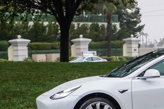 独家：我们替中国媒体第一次深度体验了特斯拉MODEL 3