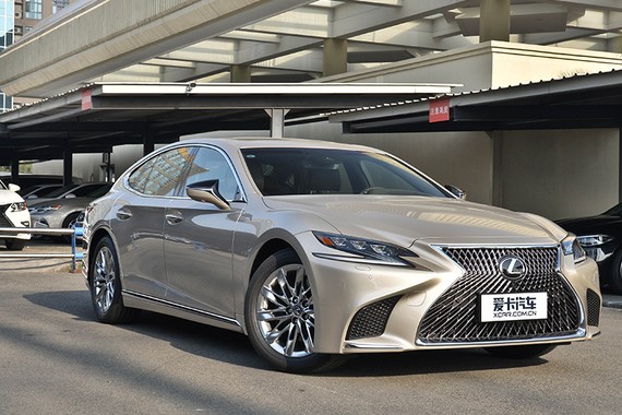 全新雷克萨斯LS今日上市 19:30视频直播