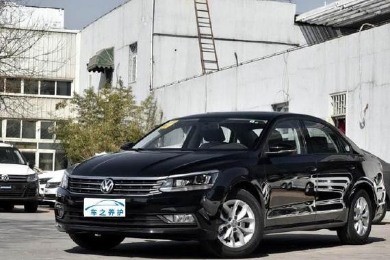 动力胜雅阁，比蒙迪欧省油，保值率最高，18万中型车就买它