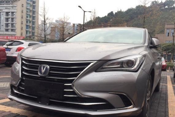 国内首提新款长安逸动, 雷克萨斯外形, 宝马内饰, 或7万起售