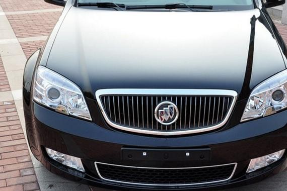 看看老款别克林荫大道，比现在的君越好太多了！知道现在多减配了