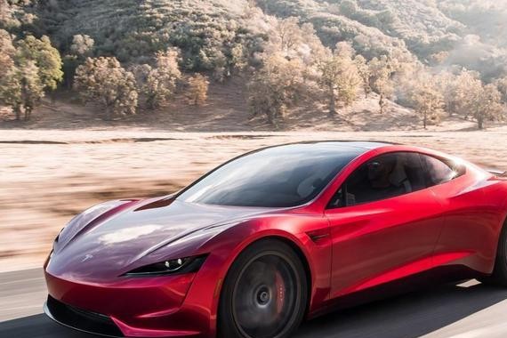 每分钟烧8000美元！特斯拉资金断裂，新车预付133万再等3年？