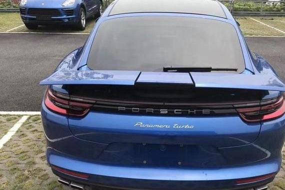 富商放弃奔驰S600, 花288万买辆保时捷帕拉梅拉turbo