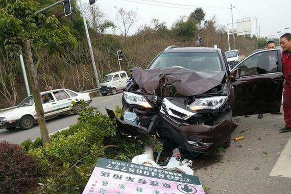 这才是比亚迪的真实水平！我是服了！