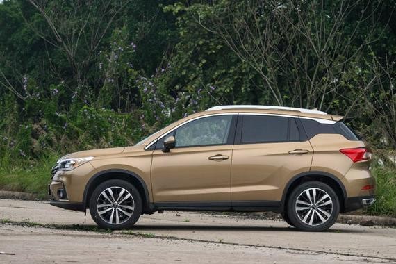 那么垃圾的汽车竟然月销近三万！我也是醉了