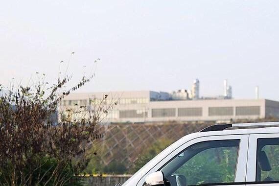 国产面包车以后全是这模样！路虎看到有阴影，宝骏彻底吃不消