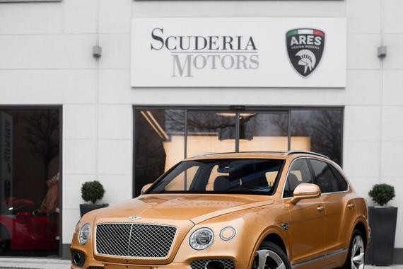 当前市场最新最豪华的SUV——宾利添越