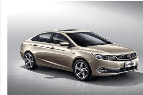 这4台10来万的家用车，追尾、撞车概率降低很多