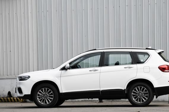 哈弗H6满大街的在跑，到底有哪些地方吸引人呢