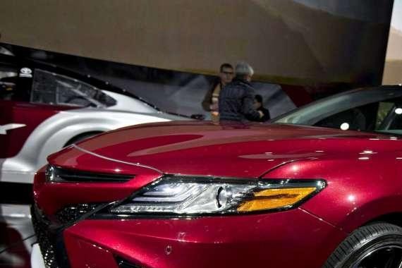 丰田推出全新一代凯美瑞, 内饰比雅阁美丽, 价格漂亮