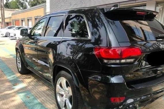 136万元的吉普大切诺基SRT8开了四年多, 车主: 一般人都不了解它