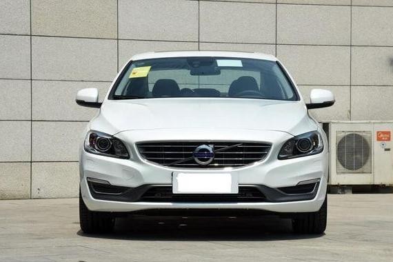 狂降10万元，豪华车杀入合资品牌阵营中，是压力大还是打压对手？