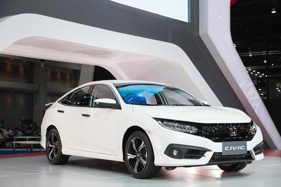 鸡头和凤尾，15万为何不买B级车？