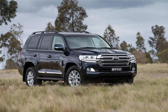 男人的大玩具, 兰德酷路泽VS日产途乐, 谁更值得买?