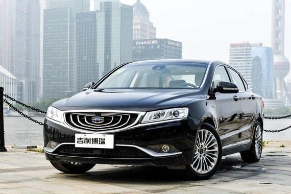 比迈腾大, 比雅阁漂亮, 牌子不差, 专找雅阁比赛, 12万便宜?