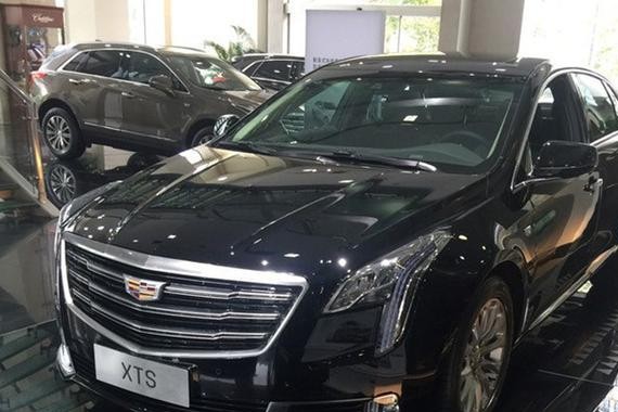 实拍新款凯迪拉克XTS，奢华内饰霸气形状，性价比超出奥迪A6