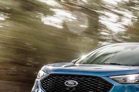 为应付途观L换动力，福特锐界海外改款发布，这前脸是模仿大通吗