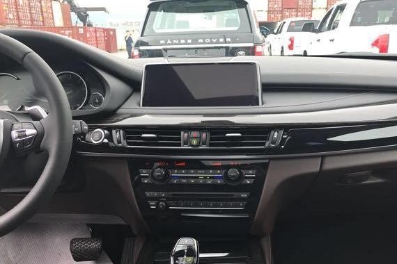 18款宝马X5车型更为动感时尚前卫