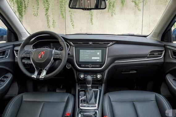 荣威新车上市两周卖6000辆，自动智能系统最低配带全景天窗