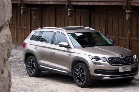 最诚意的中级SUV, 售价18万, 性价比完胜汉兰达, 性能不输途观