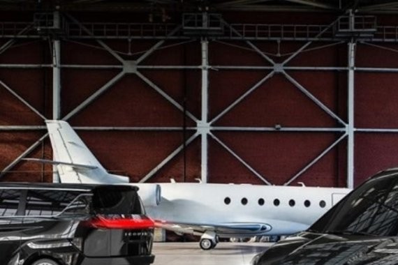 只卖50万的国产最豪MPV，造型比埃尔法还霸气，后排堪比头等舱！