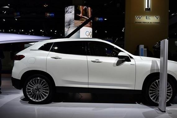 长城WEY又一款新车, 百公里油耗2.3L, 这次的对手是比亚迪唐
