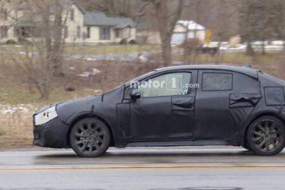 丰田全新一代卡罗拉路试谍照 2021年之前亮相