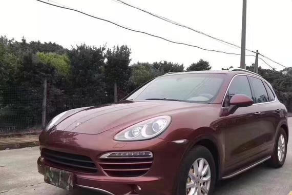 他宁可花40多万买二手的保时捷卡宴，也不花十多万买众泰SR9！