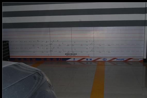 灯光年审不过怎么办， 奥迪Q7来告诉你答案