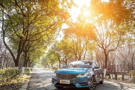 2018中国年度车型揭晓！两款车型荣获桂冠，综合表现异常出色