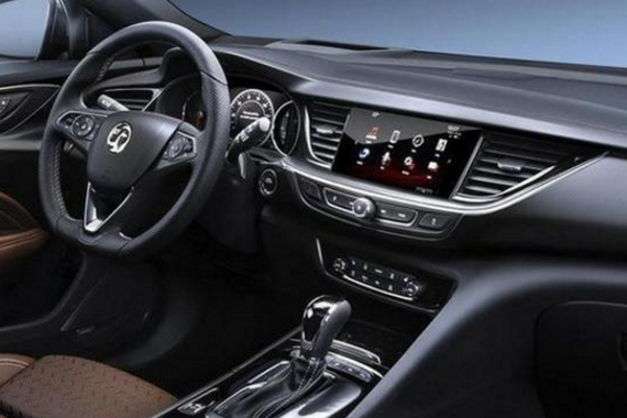 别买帕萨特了！这款车颜值超迈腾，内饰吊打凯美瑞，堪称同级标杆