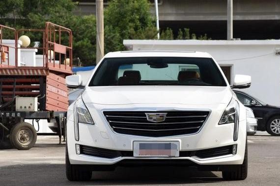 车长5米2，带后轮独立转向，全系优惠10万，销量却不如5系的零头