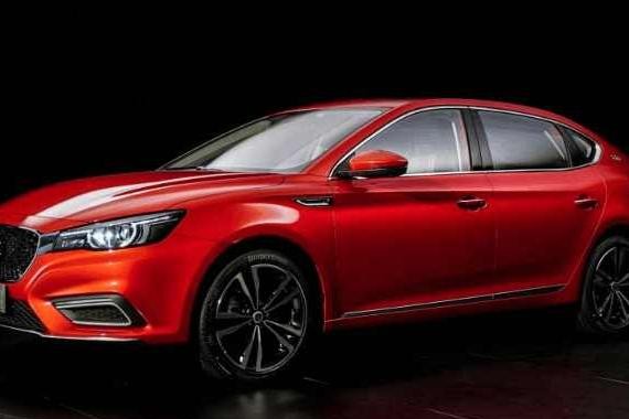 名爵6颜值高, 底盘扎实, 高速行驶160km/h很稳, 裸车价格128000!