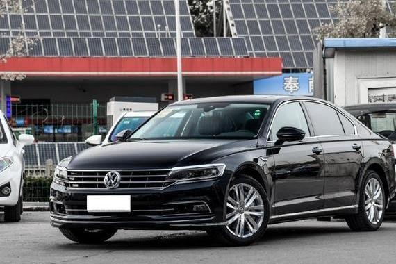 大众辉昂怒降11万：官方承认冲击高端失败！24万还买啥皇冠金牛座