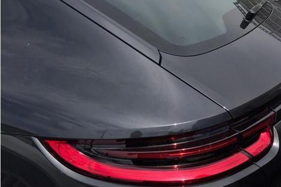 湖南富商花138万买辆保时捷, 坦言选配价格可以入手一辆帕萨特