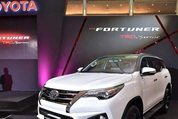 丰田新小普拉多，非承载越野不输陆巡，仅售26万，还买啥H9？