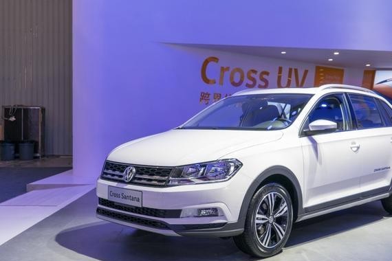 桑塔纳跨界版简直不敢认，轿车秒变SUV