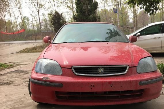 一台跑了18年的六代思域, 看现在车况如何