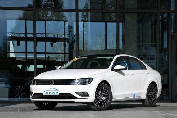 外观远看像CC，全系带T，低配仅14万落地，油耗也仅5.4L